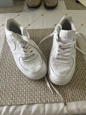 Nike Kids White Leather Sneakers